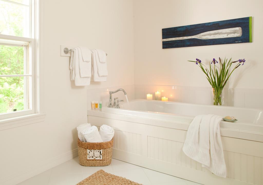 Inn At Sunrise Point Lincolnville Room photo